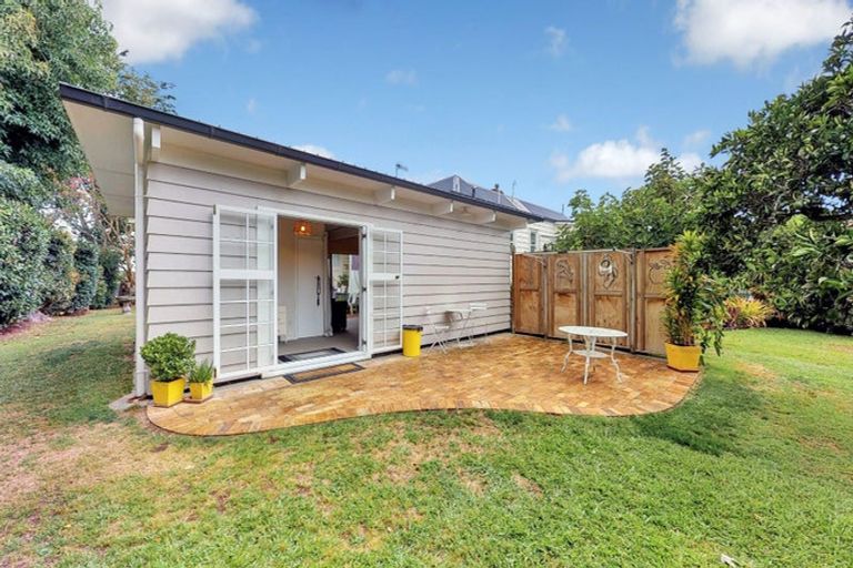 Photo of property in 187 Edgecumbe Road, Tauranga South, Tauranga, 3112