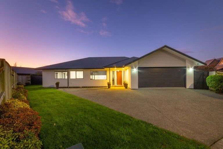 Photo of property in 25 Doncaster Court, Awapuni, Palmerston North, 4412