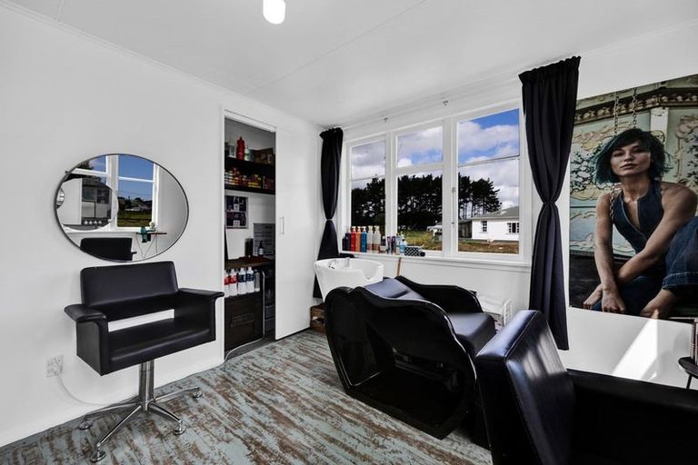 Photo of property in 6 Egmont Street, Normanby, Hawera, 4614