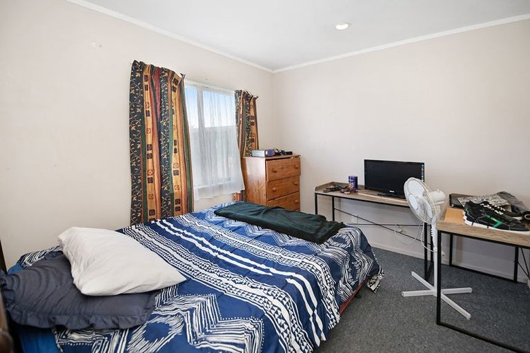 Photo of property in 33 Puriri Street, Helensville, 0800