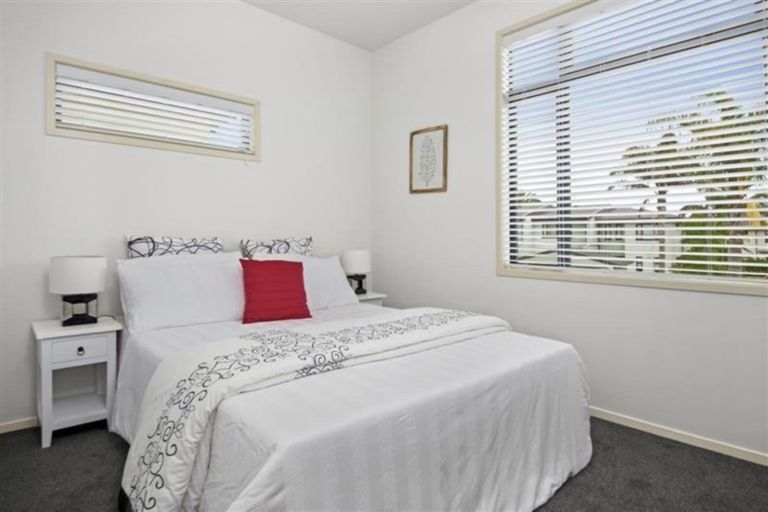 Photo of property in 79a/2 Armoy Drive, East Tamaki, Auckland, 2016