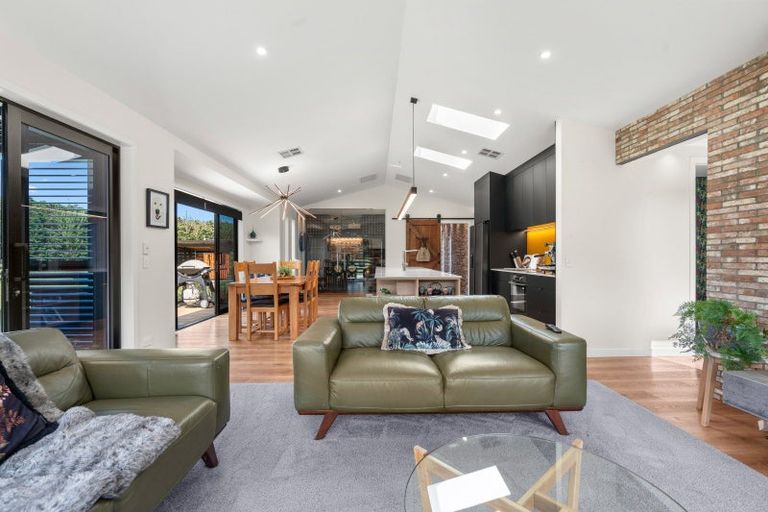 Photo of property in 32 Manukawiri Way, Martinborough, Greytown, 5794