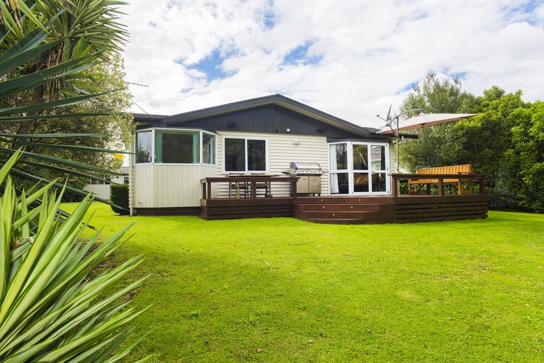 Photo of property in 9 Mason Street, Riverdale, Gisborne, 4010