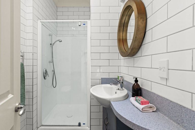 Photo of property in 201 Marine Parade, Napier South, Napier, 4110