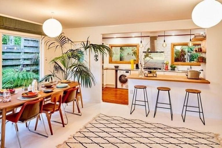 Photo of property in 33 Kairimu Street, Stokes Valley, Lower Hutt, 5019