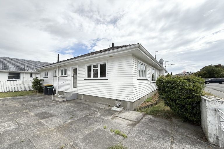 Photo of property in 153 Memorial Avenue, Burnside, Christchurch, 8053