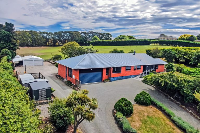 Photo of property in 18 Jessop Street, South Hill, Oamaru, 9400