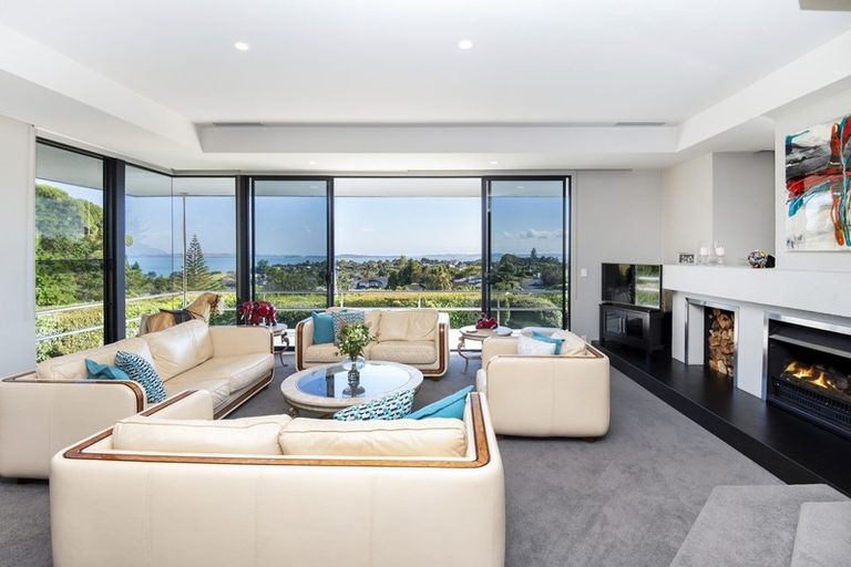 Photo of property in 130 Macleans Road, Bucklands Beach, Auckland, 2014