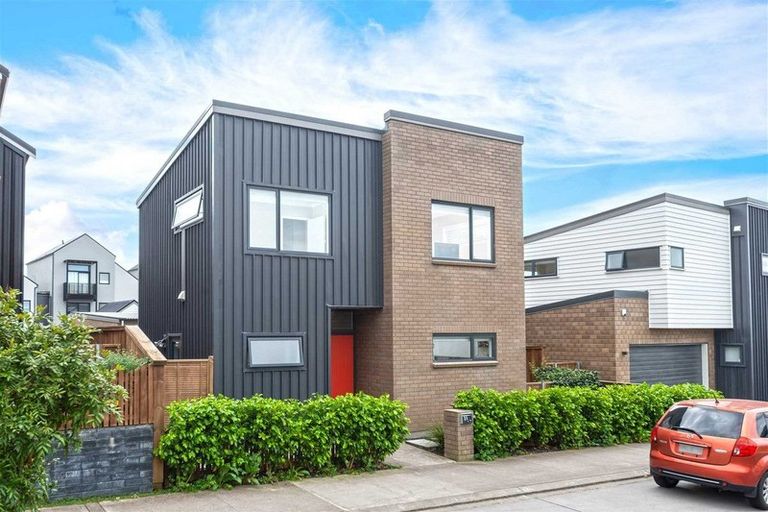 Photo of property in 21 Mapou Road, Hobsonville, Auckland, 0616