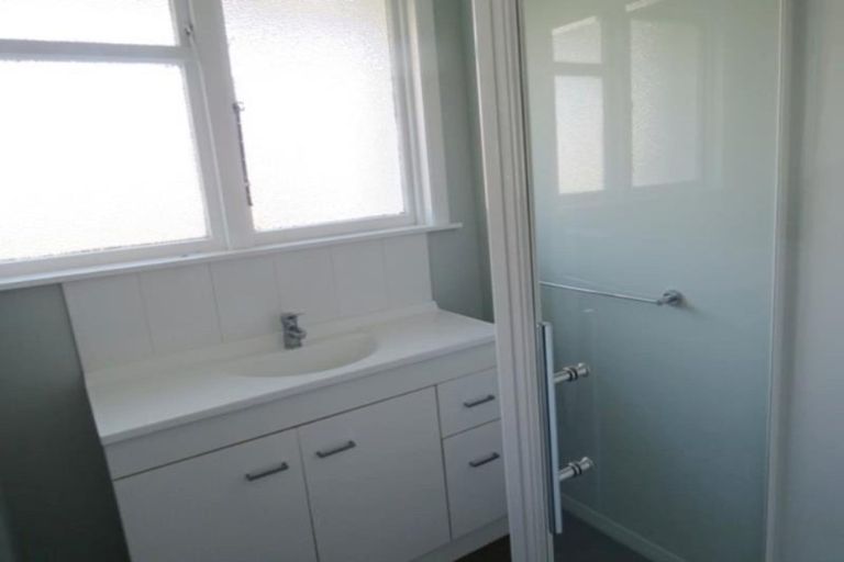 Photo of property in 20 Parsons Street, Vogeltown, New Plymouth, 4310