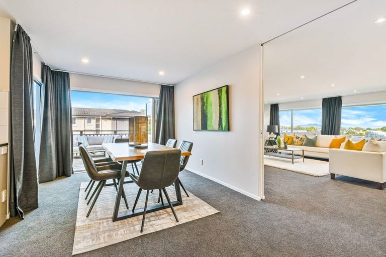 Photo of property in 44 Grenada Avenue, Forrest Hill, Auckland, 0620