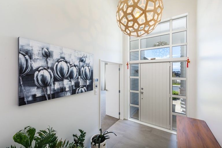 Photo of property in 81 Colonial Drive, Silverdale, 0932