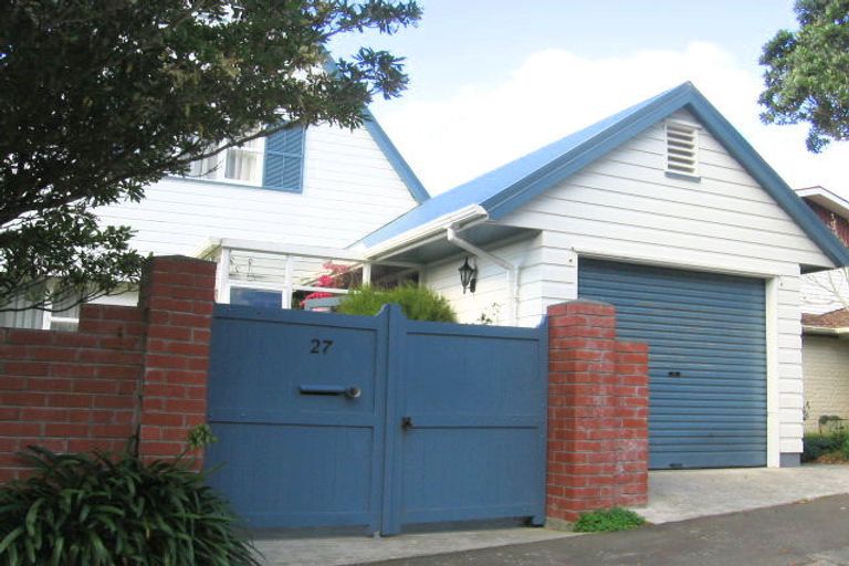 Photo of property in 27 Saint Albans Avenue, Karori, Wellington, 6012