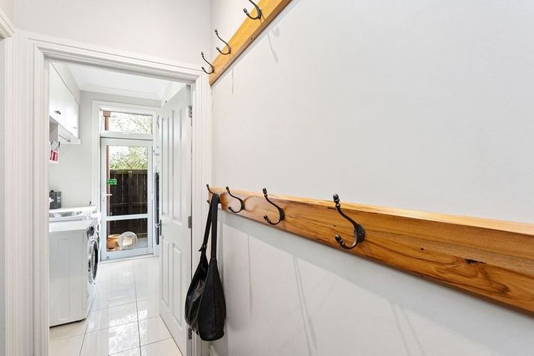 Photo of property in 45 Wroxton Terrace, Merivale, Christchurch, 8014