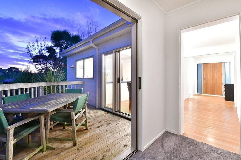 Photo of property in 1/162 Stredwick Drive, Torbay, Auckland, 0630