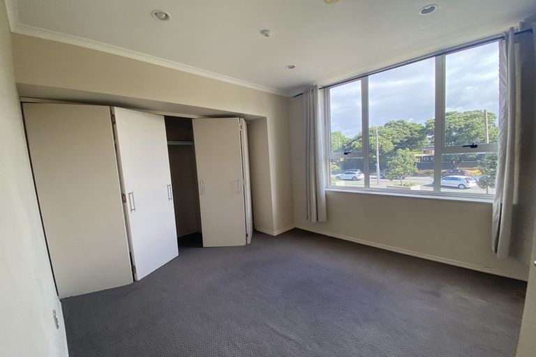 Photo of property in Construction House, 53/80 Kent Terrace, Mount Victoria, Wellington, 6011