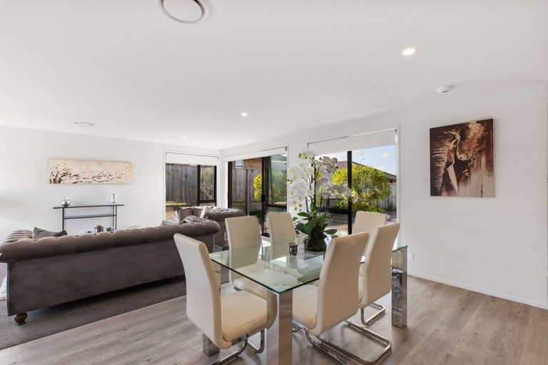 Photo of property in 7 Brian Cowley Place, Tuakau, 2121