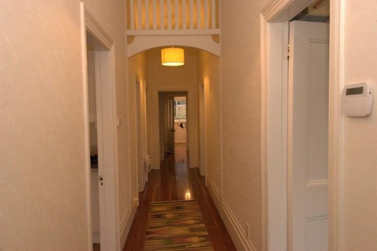 Photo of property in 35 Brougham Street, Mount Victoria, Wellington, 6011