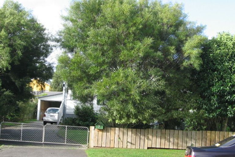 Photo of property in 7 Karepo Crescent, Ranui, Auckland, 0612