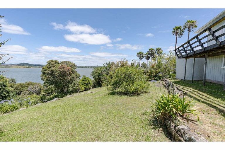Photo of property in 40 Rangitane Loop Road, Kerikeri, 0294