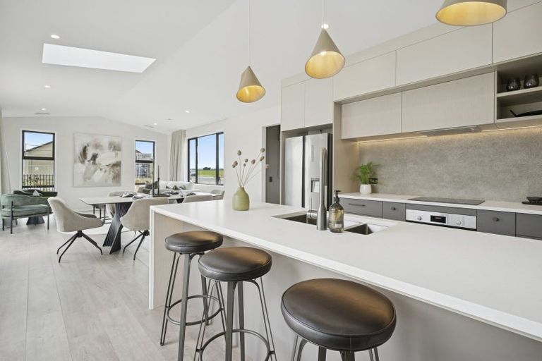 Photo of property in 1 Springwater Drive, Maewa, 4702