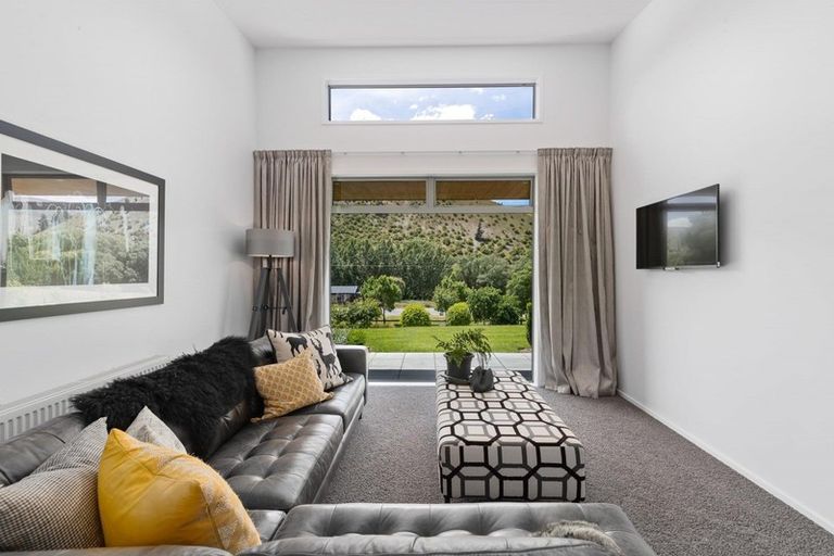 Photo of property in 75 Lowburn Valley Road, Lowburn, Cromwell, 9384