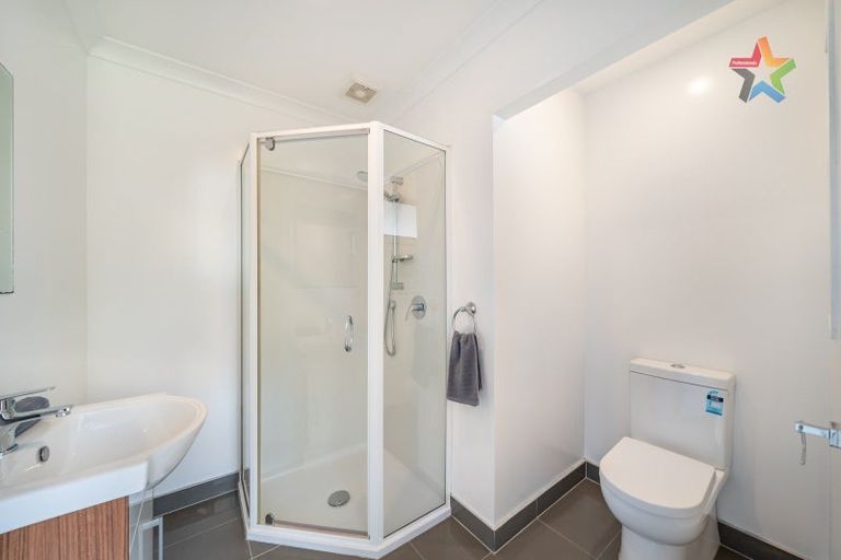 Photo of property in 335 Wellington Road, Wainuiomata, Lower Hutt, 5014