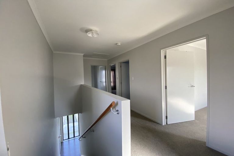 Photo of property in 37 Ipukarea Street, Weymouth, Auckland, 2103