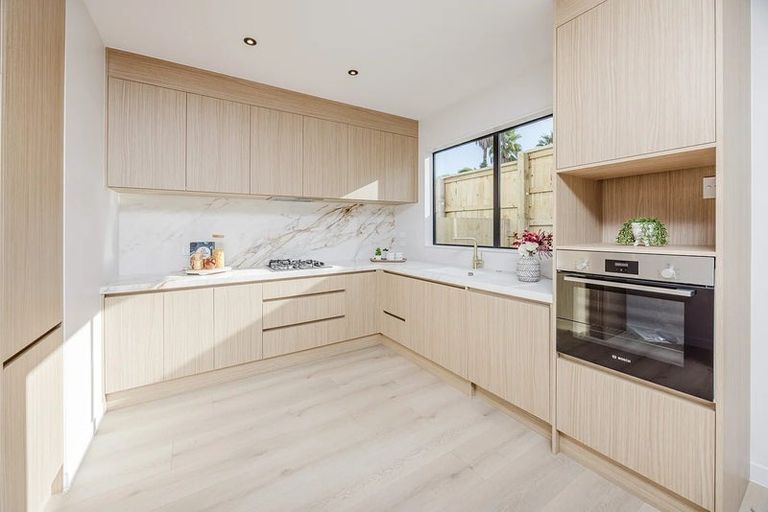 Photo of property in 3/59 Howe Street, Howick, Auckland, 2014