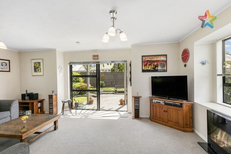 Photo of property in 366b Waiwhetu Road, Fairfield, Lower Hutt, 5011