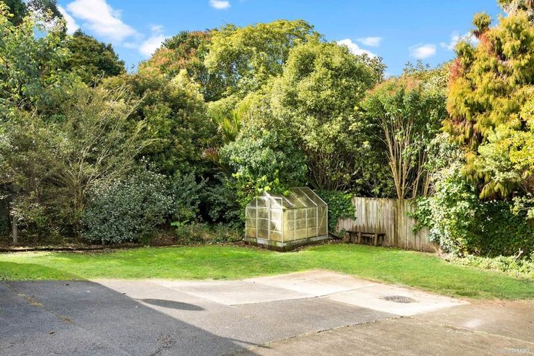 Photo of property in 3/39 Sunnynook Road, Forrest Hill, Auckland, 0620