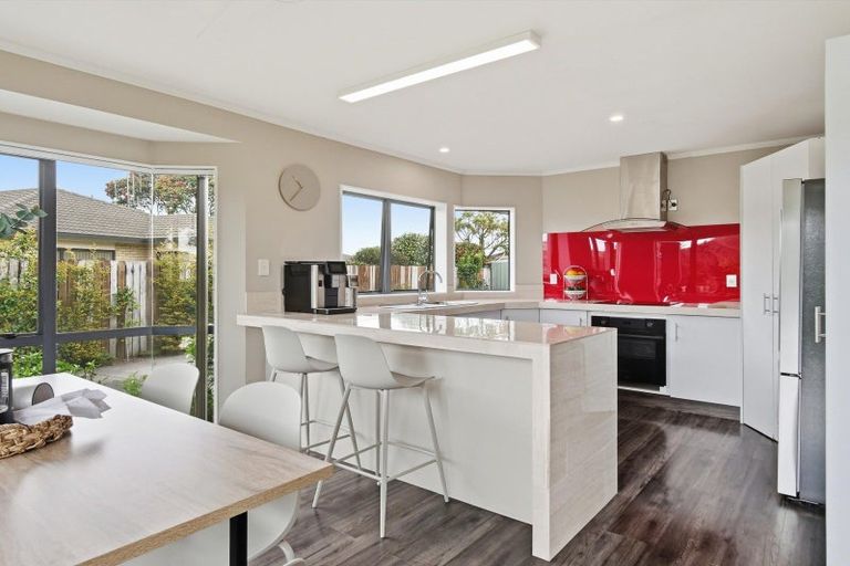 Photo of property in 680 Gloucester Road, Papamoa Beach, Papamoa, 3118