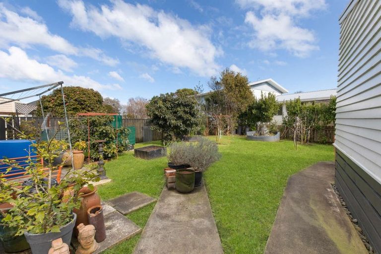 Photo of property in 119 Weraroa Road, Waverley, 4510