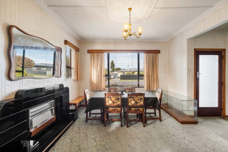 Photo of property in 1412 Woodstock Avenue, Mayfair, Hastings, 4122