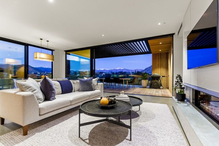 Photo of property in 13 Old Homestead Place, Kawarau Falls, Queenstown, 9300