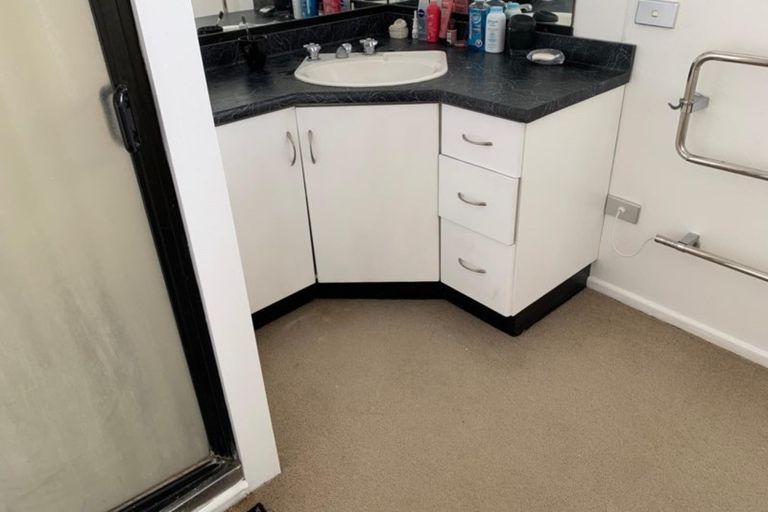 Photo of property in 72 Branch Road, Highlands Park, New Plymouth, 4312