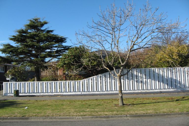 Photo of property in 37 Palmers Road, New Brighton, Christchurch, 8083