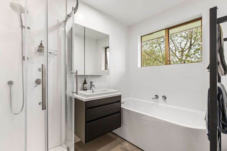 Photo of property in 2/352 Bucklands Beach Road, Bucklands Beach, Auckland, 2012