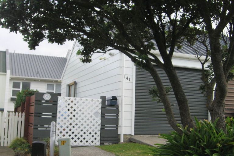 Photo of property in 141 Akaroa Drive, Maupuia, Wellington, 6022