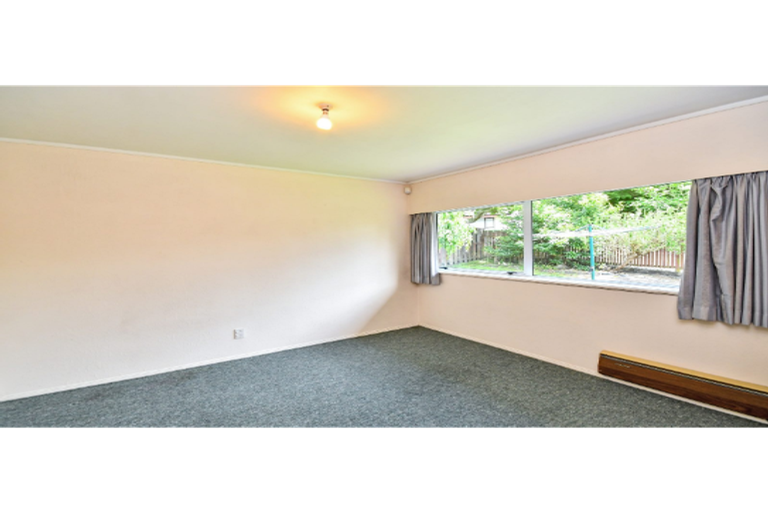 Photo of property in 57 Ray Small Drive, Pahurehure, Papakura, 2113
