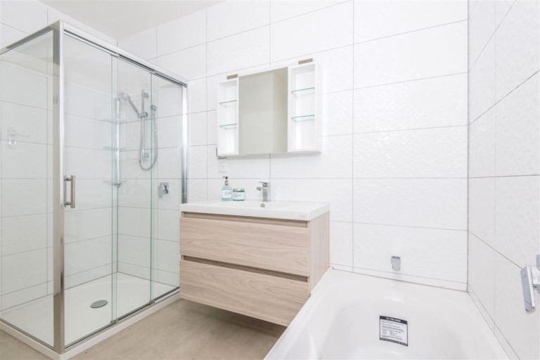 Photo of property in 27 Princess Terrace, Newtown, Wellington, 6021