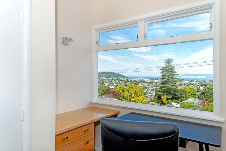 Photo of property in 24 Hill Road, Whataupoko, Gisborne, 4010