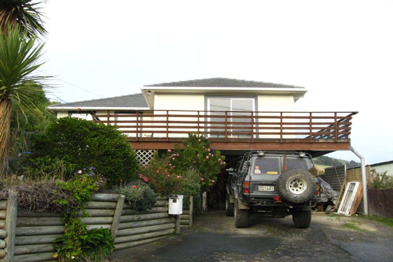 Photo of property in 34 Porterfield Street, Macandrew Bay, Dunedin, 9014