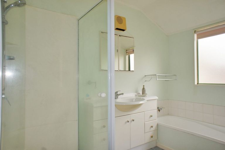 Photo of property in 6 Waylen Place, Burswood, Auckland, 2013