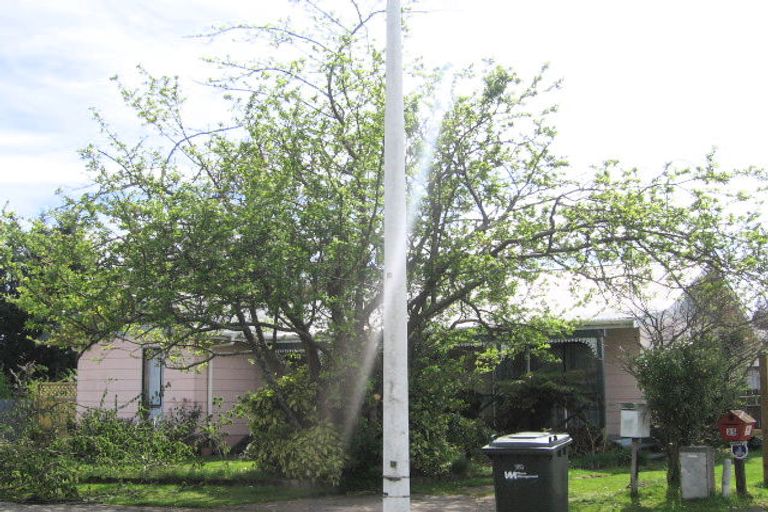 Photo of property in 27 Chapman Place, Fairy Springs, Rotorua, 3015