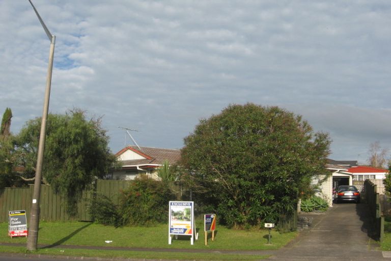Photo of property in 41 Cascades Road, Pakuranga Heights, Auckland, 2010