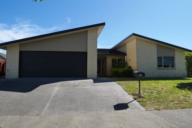 Photo of property in 19 Waterstone Avenue, Paraparaumu, 5032