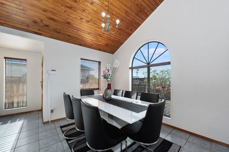 Photo of property in 300a Cambridge Road, Hillcrest, Hamilton, 3216