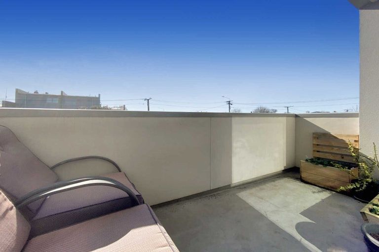 Photo of property in 461 Barbadoes Street, Edgeware, Christchurch, 8013