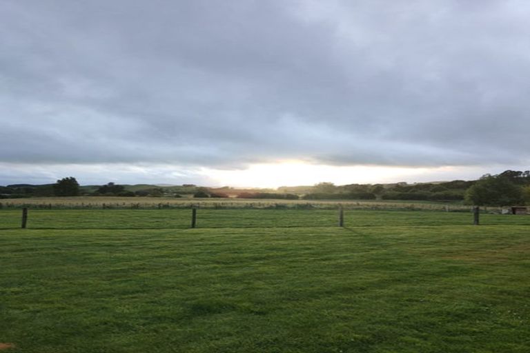 Photo of property in 52 Highlands Drive, Waipawa, 4210